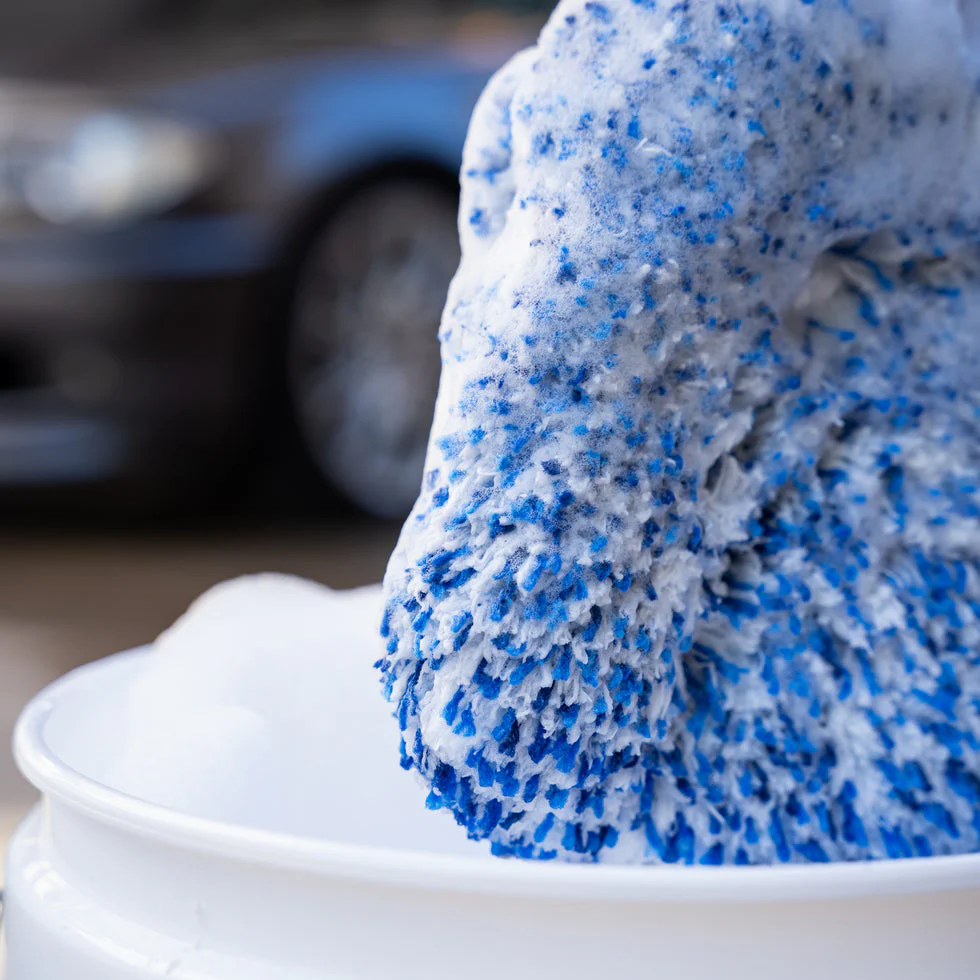 Gyeon Q²M Smoothie EVO Wash Mitt - Image 4
