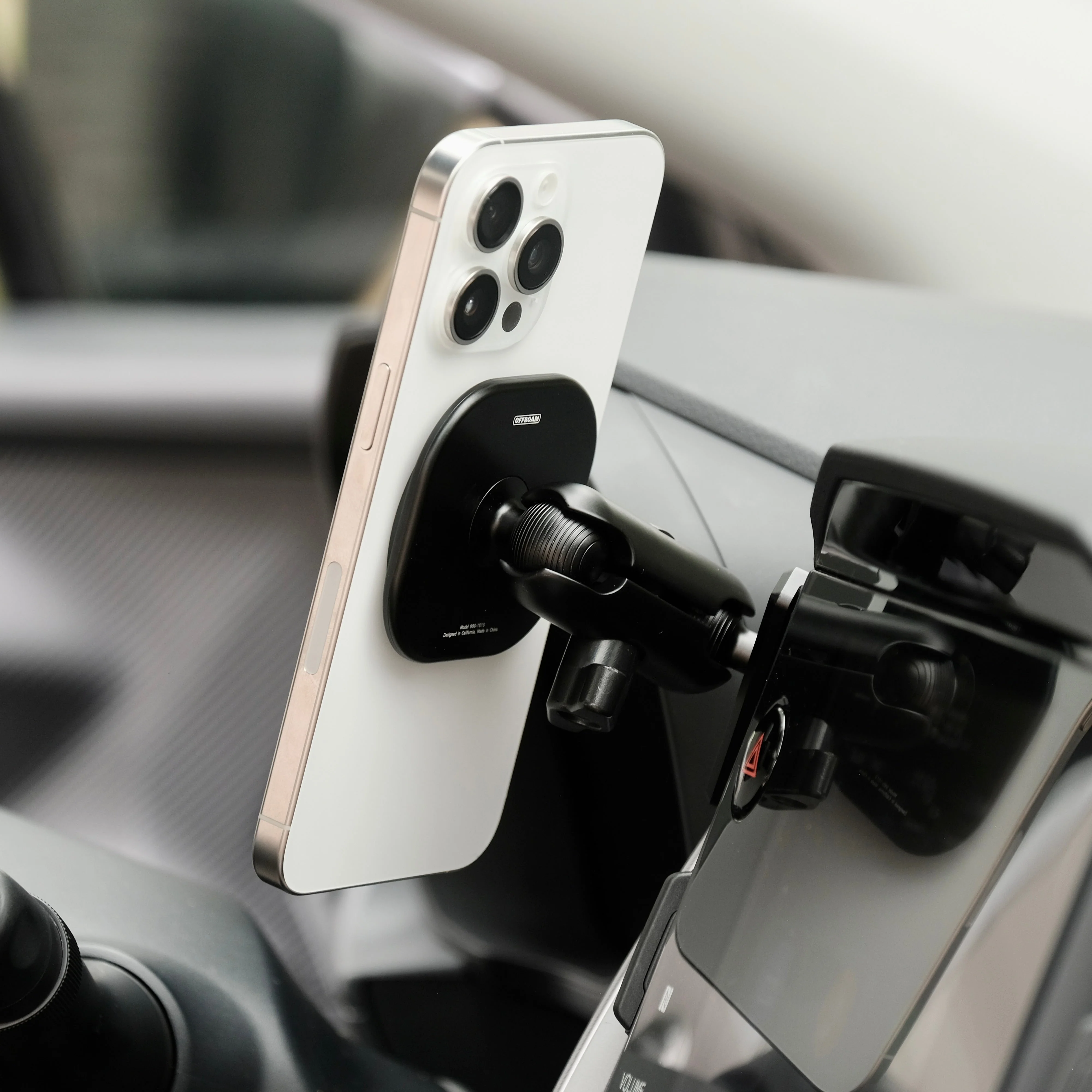Offroam MagSafe-compatible Phone Mount - 2022+ Subaru WRX - Image 5