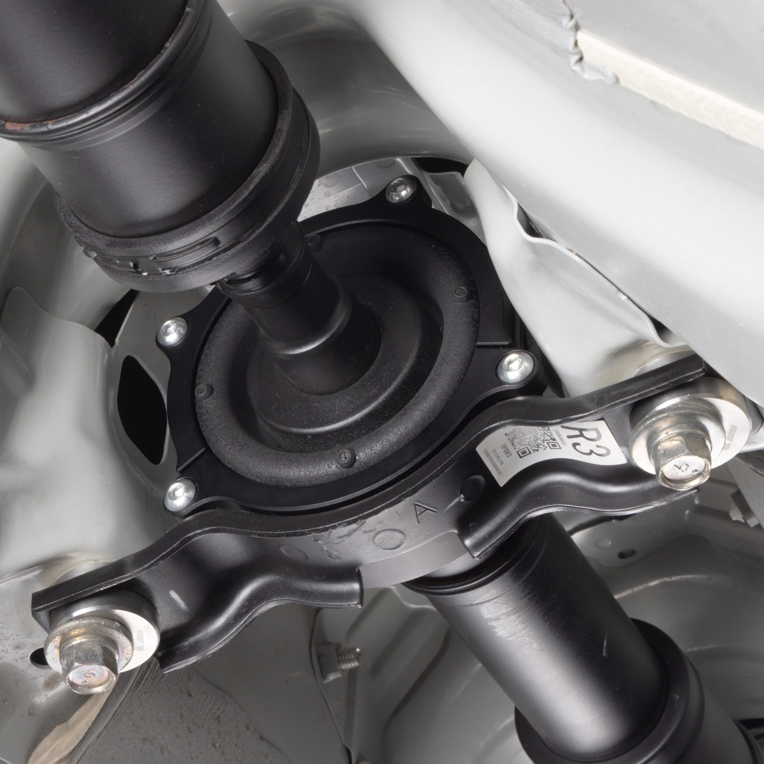OVERTAKE Driveshaft Lockdown Kit – 2015-2022+ Subaru WRX / 15-21 STI / 13-22+ BRZ / 13-16 Scion FR-S / 13-22+ Toyota 86 & GR86 - Image 4